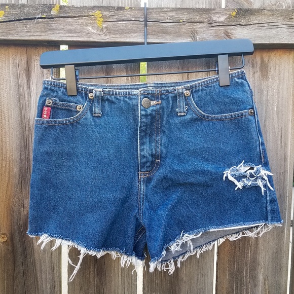 🚫SOLD🚫 VTG 90s MUDD distressed denim shorts - Picture 2 of 6
